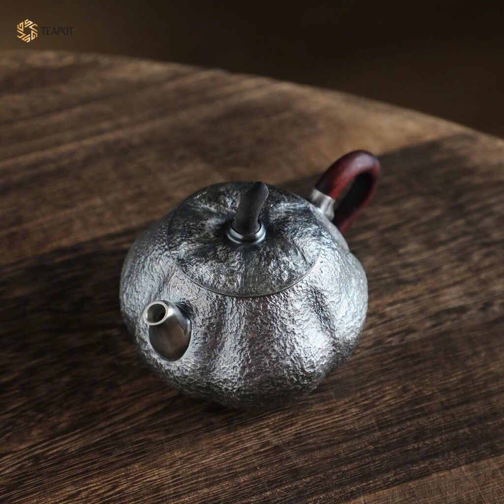 z6011972336424_88e746700667fdb91732f56971006682-1024x1024-1