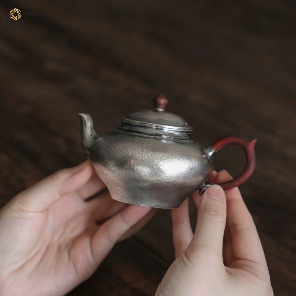 z6012032630219_43958fc0d0f7ff06b948ad9f122ed267-1024x1024-1